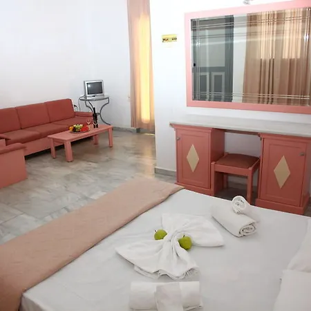Hotel Montreal 3*